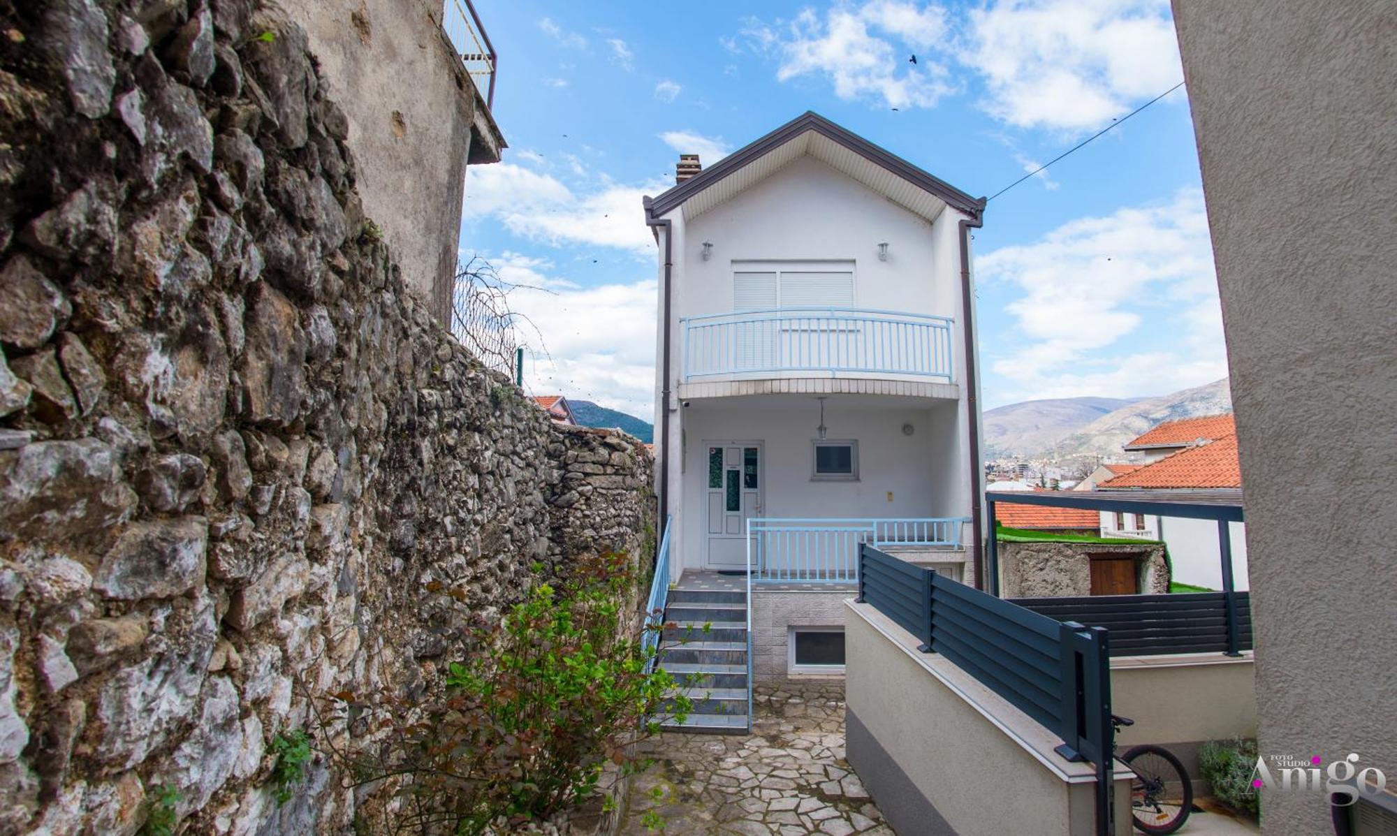 Apartment Ado Mostar Exterior foto
