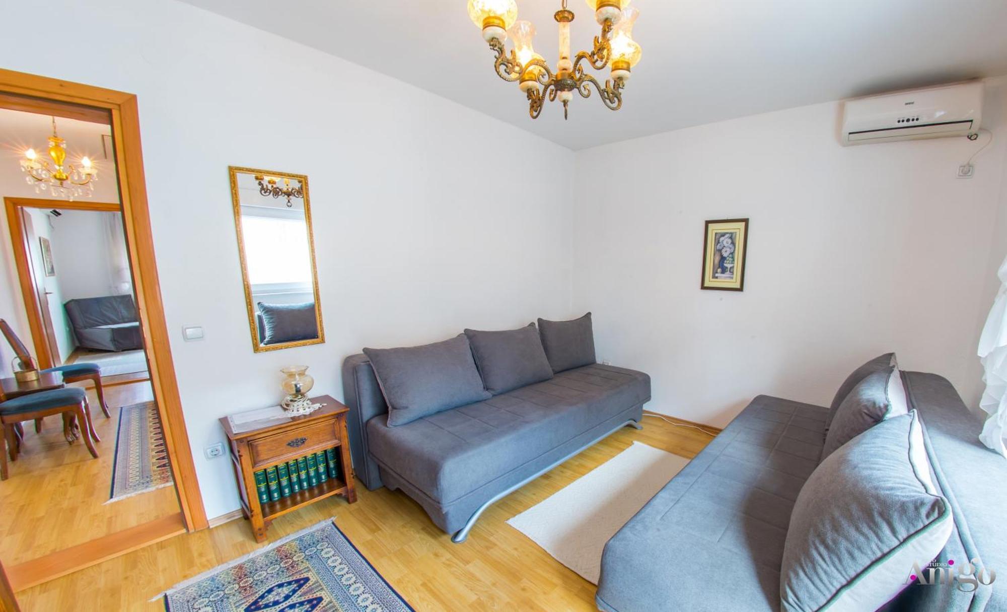 Apartment Ado Mostar Exterior foto