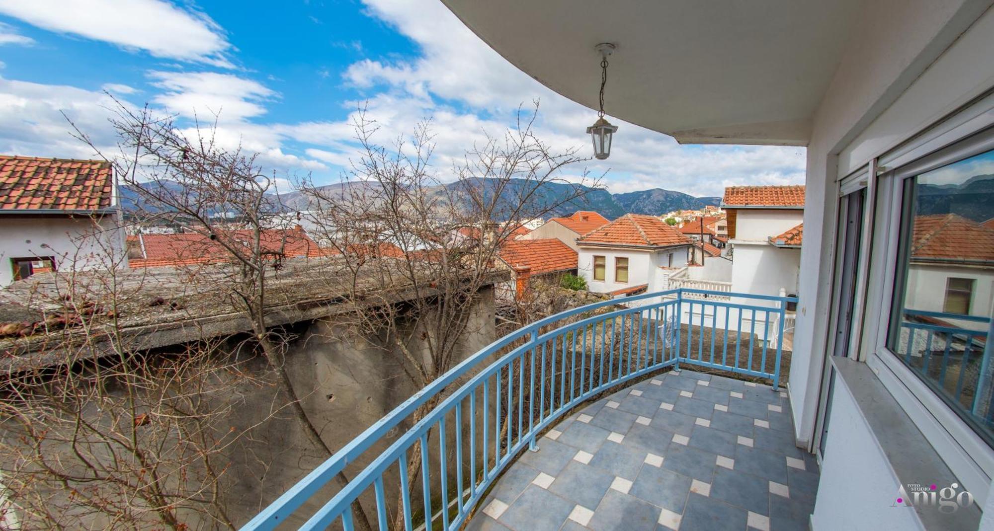 Apartment Ado Mostar Exterior foto